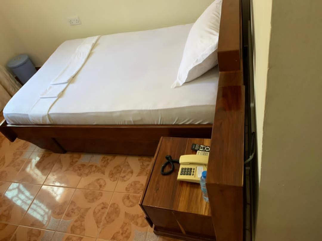 Coast View Resort Кигома Экстерьер фото